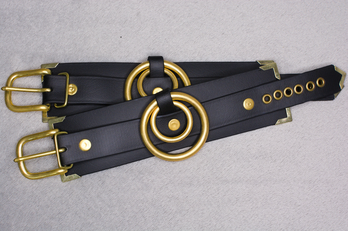 Vegane BDSM Manschetten Marleen, offen, von Frivol Sextilien